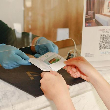 Patra Dumai Hotel Eksteriør bilde