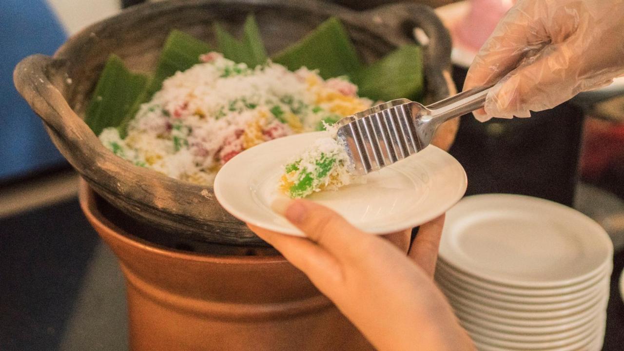 Patra Dumai Hotel Eksteriør bilde